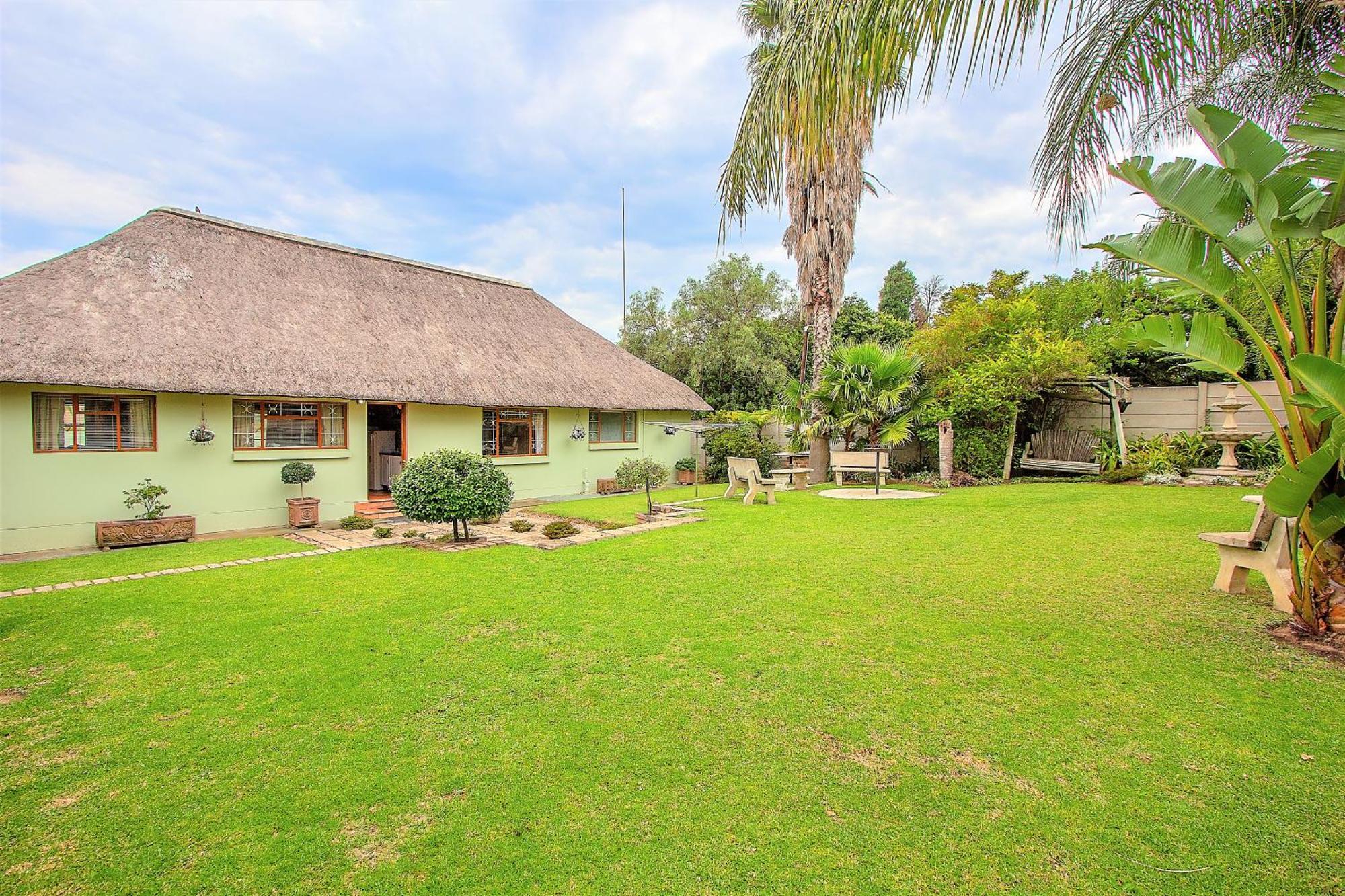 Ndalo Guest House, Badplaas Exterior photo